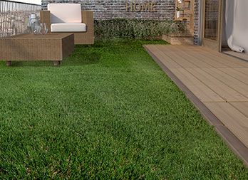 Natural-looking artificial grass with memory blades